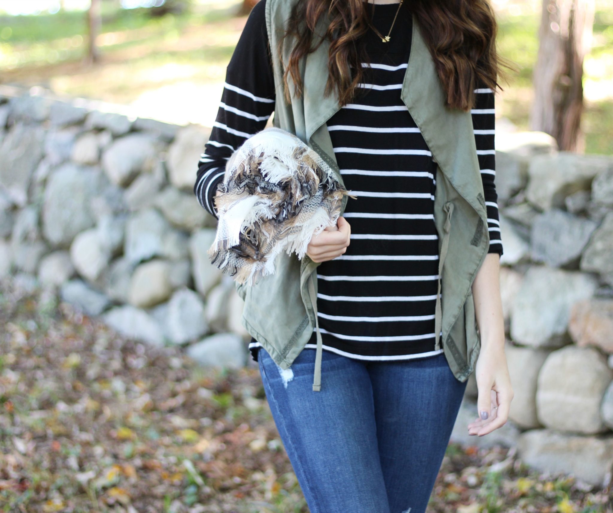 Fall Style | Army Green Vest Outfit 